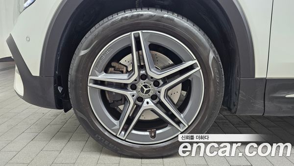 Mercedes-Benz GLB 2020, фото 5