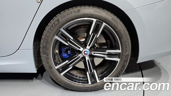 BMW 3 Series 2023, фото 5
