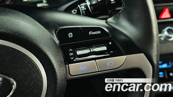 Hyundai Elantra 2023, фото 14