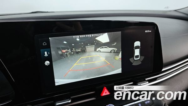 Hyundai Elantra 2023, фото 16