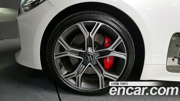 Kia Stinger 2020, фото 5