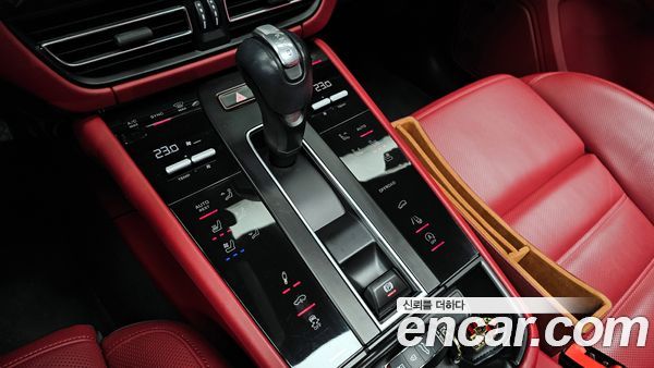 Porsche Macan 2023, фото 9