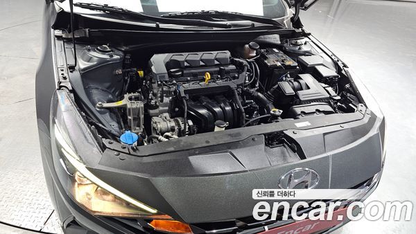Hyundai Elantra 2021, фото 6