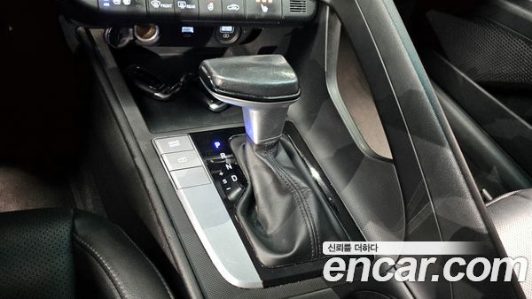 Hyundai Elantra 2021, фото 9