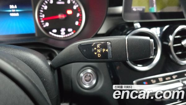 Mercedes-Benz C-Class 2020, фото 9