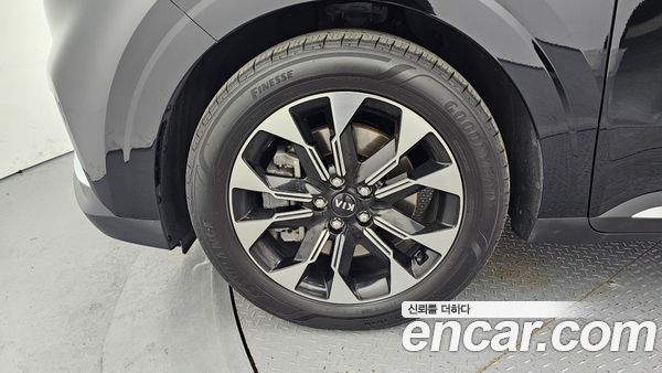 Kia Carnival 2021, фото 5