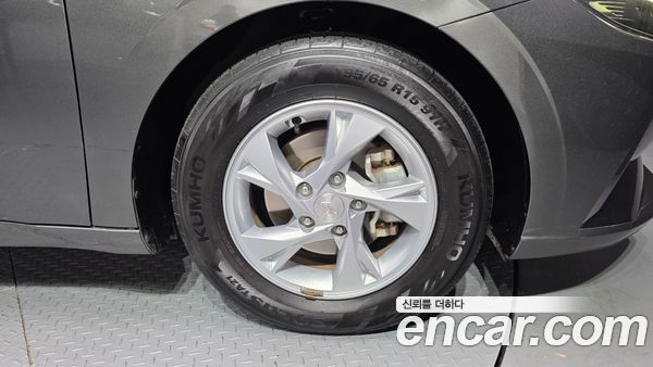 Hyundai Elantra 2021, фото 5
