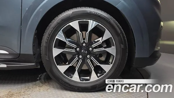 Kia Carnival 2021, фото 5