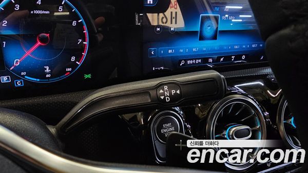 Mercedes-Benz A-Class 2021, фото 9