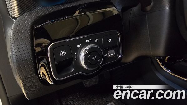 Mercedes-Benz A-Class 2021, фото 14