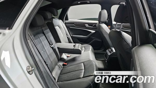 Audi A6 2020, фото 12