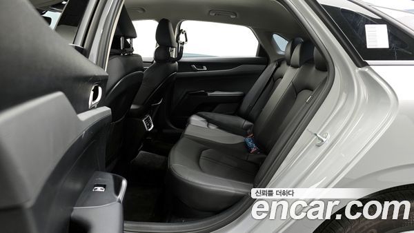 Kia K5 2025, фото 12