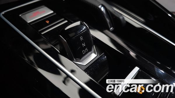 Volkswagen Golf 2023, фото 8