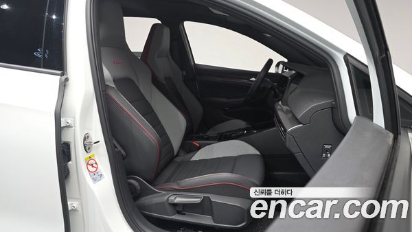 Volkswagen Golf 2023, фото 9