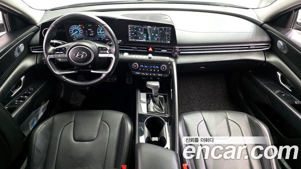 Hyundai Elantra 2022, фото 7