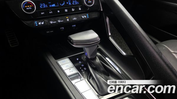 Hyundai Elantra 2022, фото 9