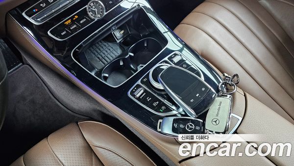 Mercedes-Benz E-Class 2020, фото 9
