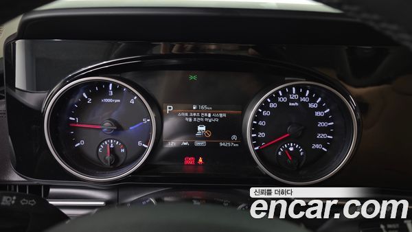 Kia Carnival 2021, фото 8