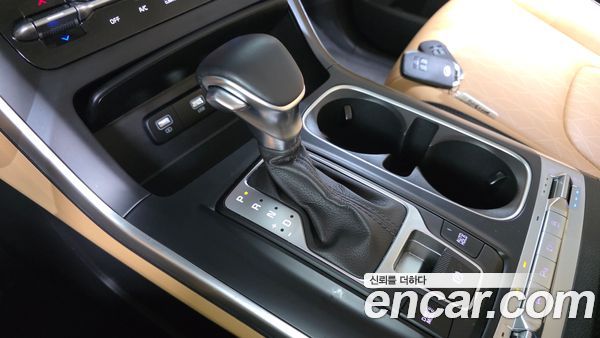 Kia Carnival 2021, фото 9