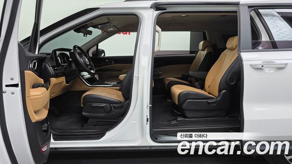 Kia Carnival 2021, фото 17