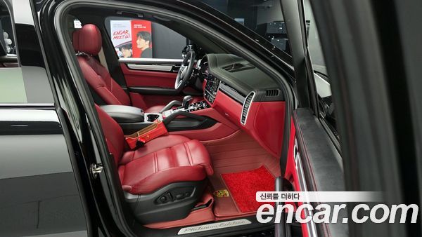 Porsche Cayenne 2023, фото 16