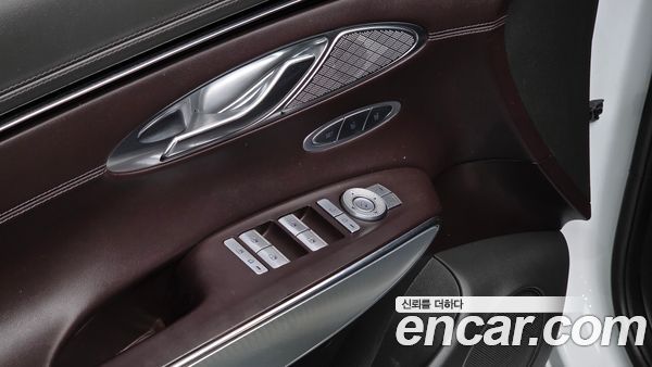 Genesis GV70 2021, фото 16