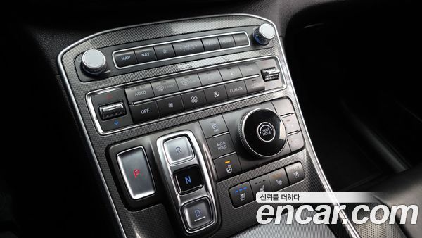 Hyundai Santa Fe 2021, фото 9
