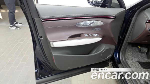 Genesis GV70 2025, фото 14