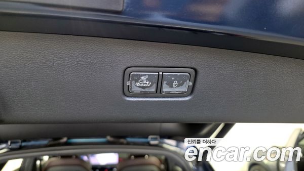 Genesis GV70 2025, фото 32