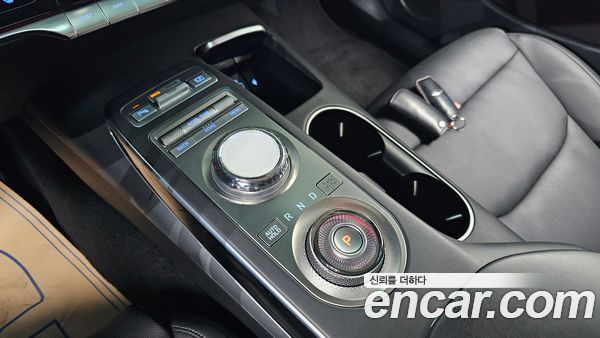 Genesis GV70 2021, фото 9