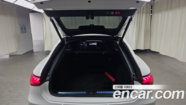 Mercedes-Benz EQS 2022, фото 26