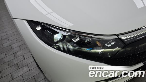 Mercedes-Benz EQS 2022, фото 8