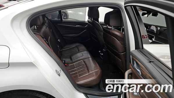 BMW 5 Series 2020, фото 16