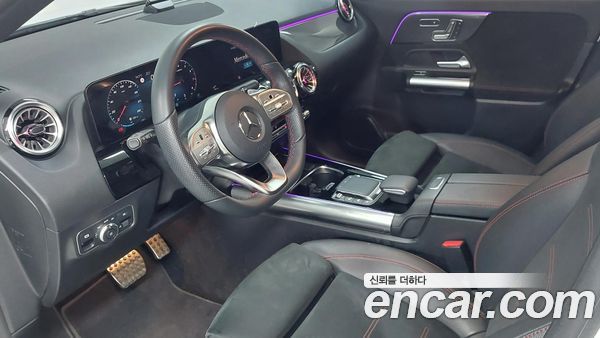 Mercedes-Benz GLA 2023, фото 14