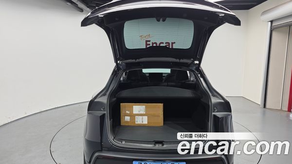 Tesla Model Y 2025, фото 26