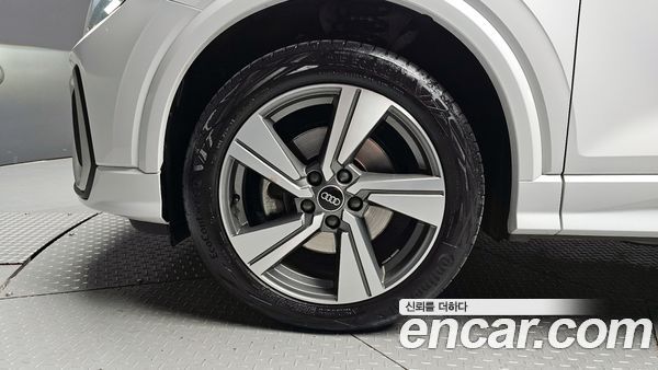Audi Q2 2023, фото 5