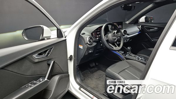 Audi Q2 2023, фото 13
