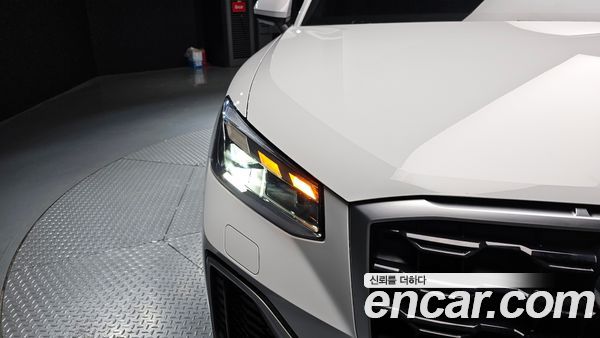 Audi Q2 2023, фото 8