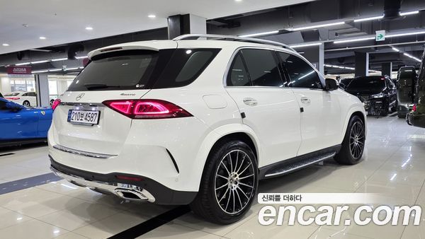 Mercedes-Benz GLE 2023, фото 5
