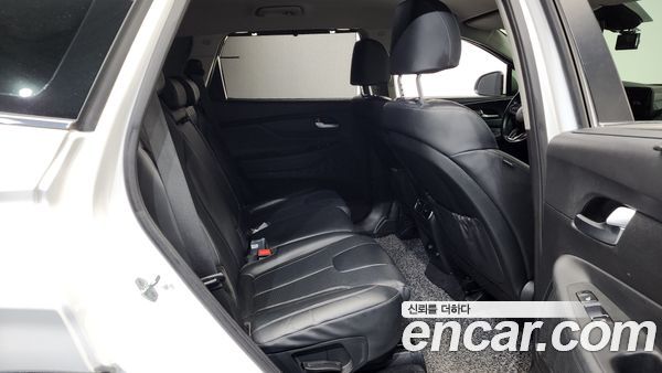 Hyundai Santa Fe 2021, фото 16