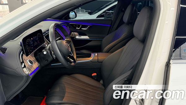 Mercedes-Benz E-Class 2025, фото 8
