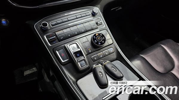 Hyundai Santa Fe 2021, фото 9