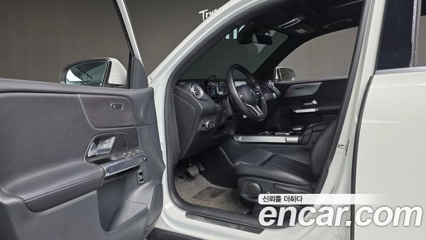 Mercedes-Benz GLB 2022, фото 16