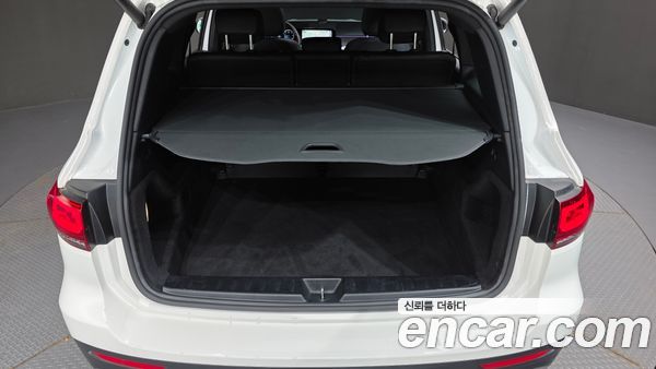 Mercedes-Benz GLB 2022, фото 32