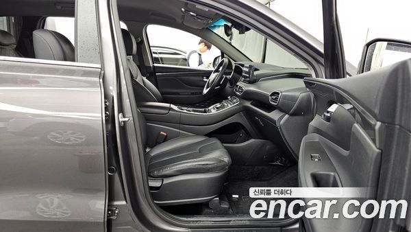 Hyundai Santa Fe 2023, фото 16