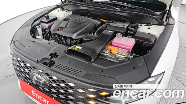 Hyundai Grandeur 2022, фото 6