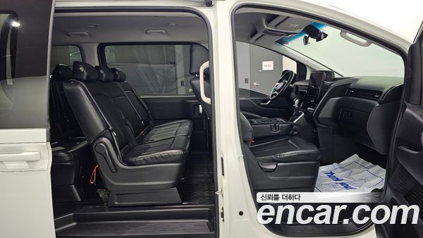 Hyundai Staria 2022, фото 12