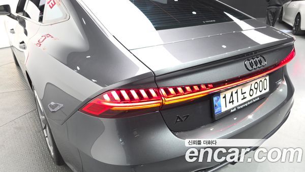 Audi A7 2022, фото 9