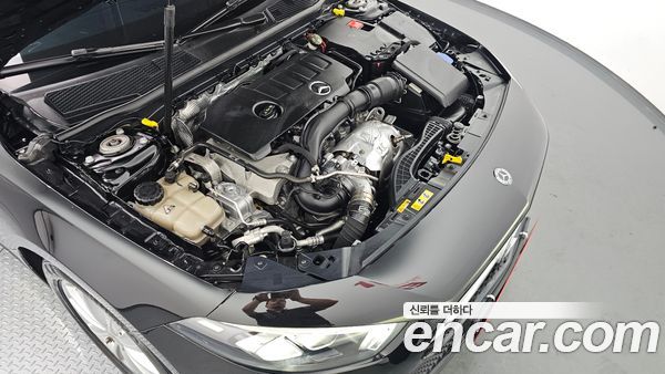 Mercedes-Benz A-Class 2020, фото 6
