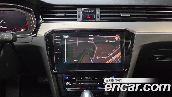 Volkswagen Passat 2022, фото 26